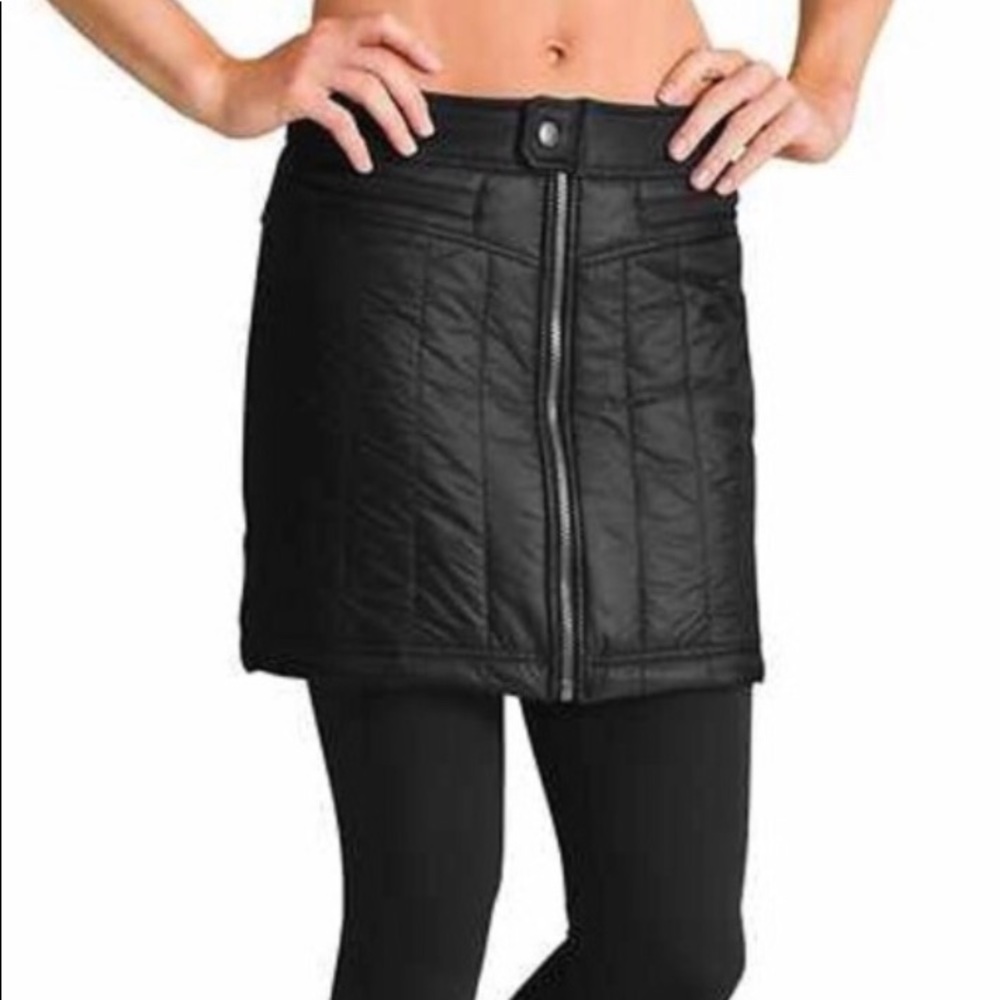 Athleta quilted short skirt NWT size 6